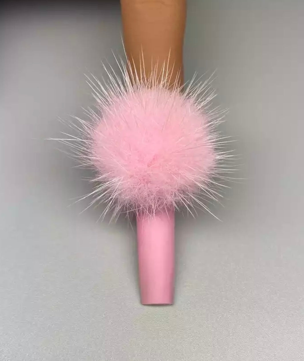 Nails -24 PCS/Magnetic Puffy Nail Pom Pom Kit
